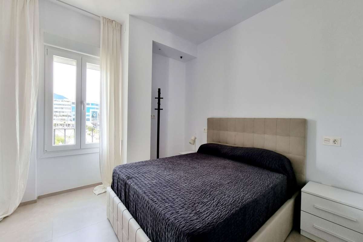 appartement-mi-etage-a-puerto-banus