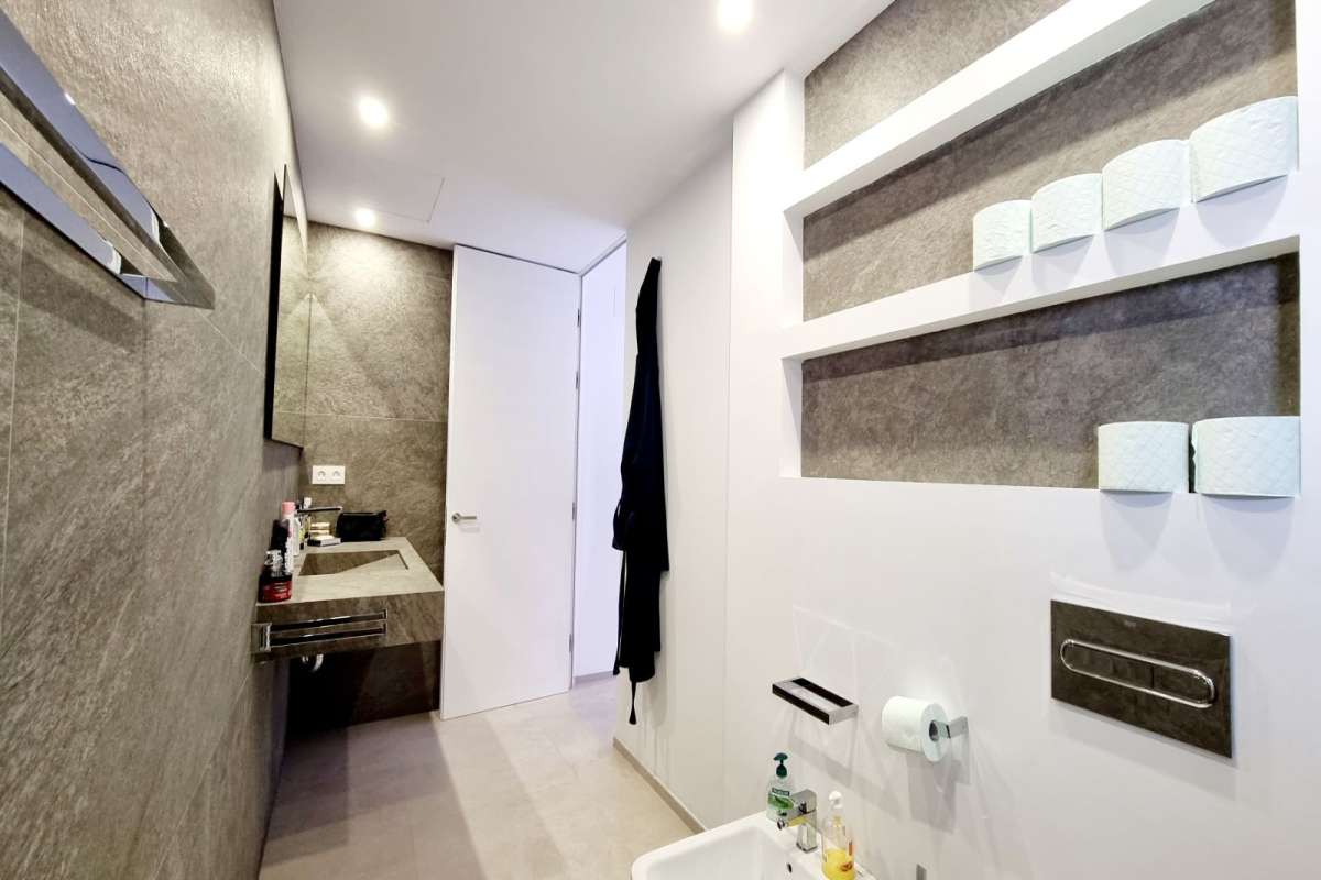 appartement-mi-etage-a-puerto-banus