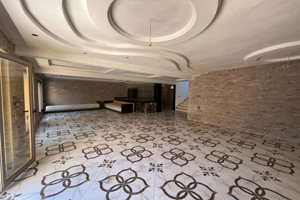 tres-belle-villa-a-vendre-a-benslimane