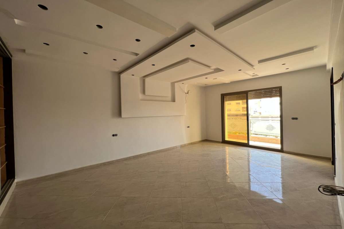 tres-belle-villa-a-vendre-a-benslimane