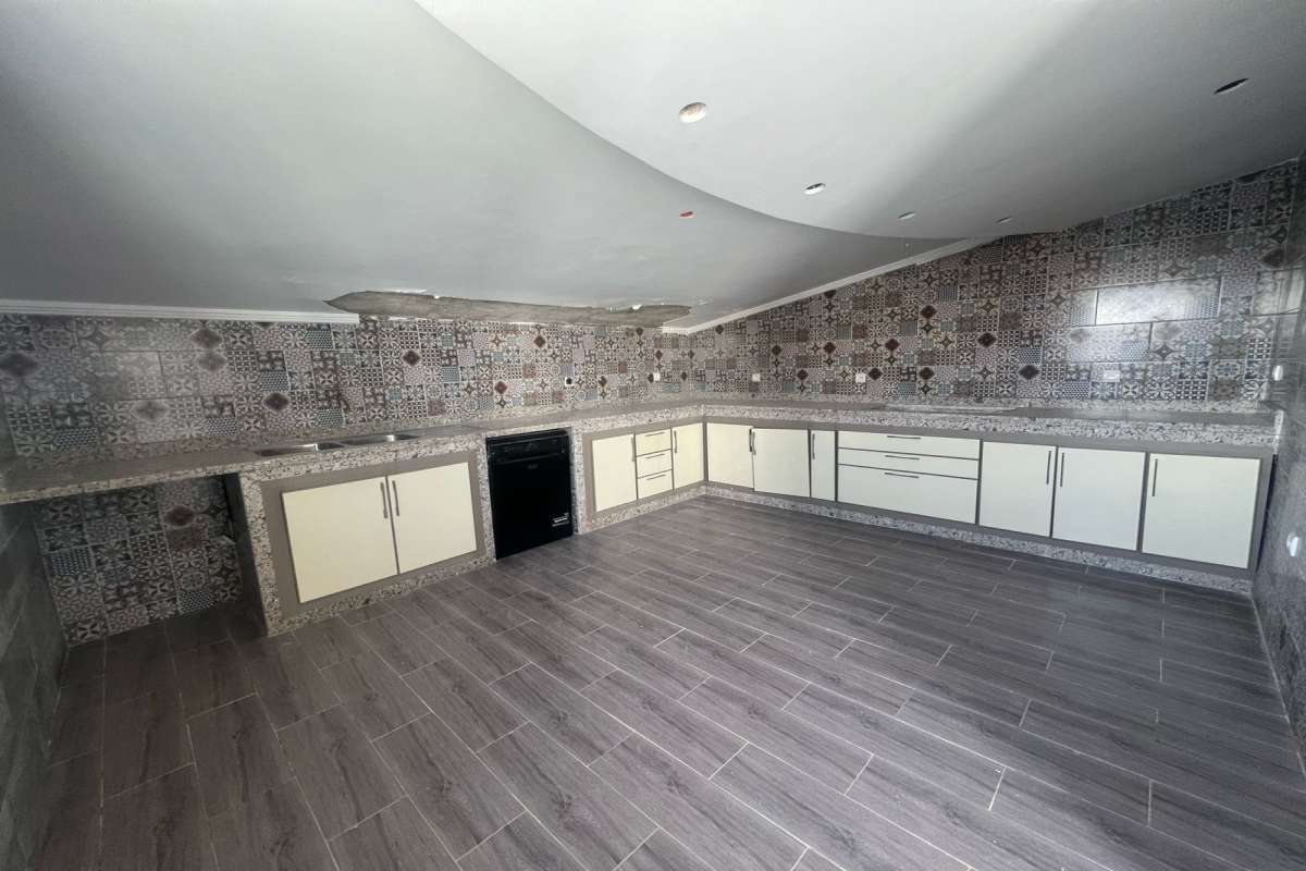 tres-belle-villa-a-vendre-a-benslimane